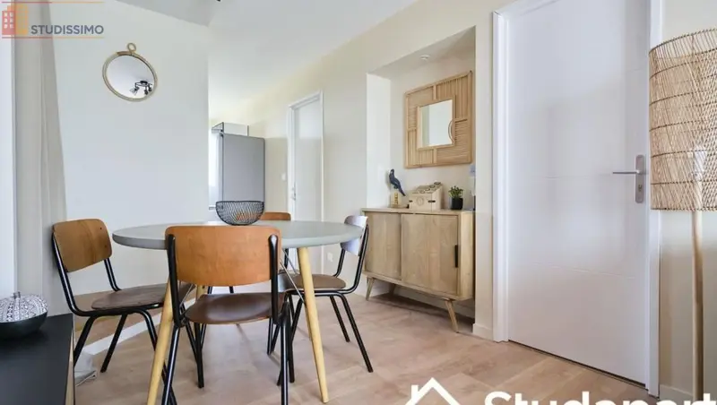 Studio meublé 11m² Troyes - Lumineux, 7e étage - Photo 3