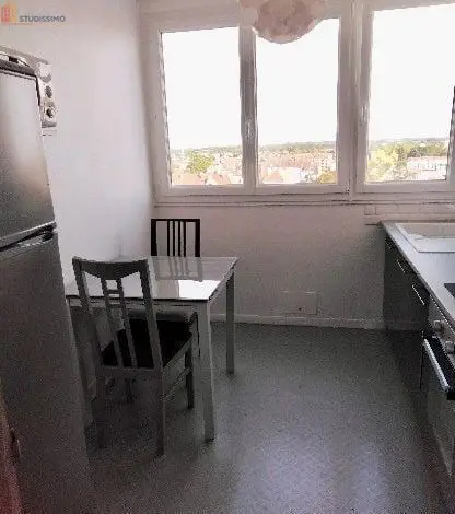 Studio 10m² Troyes - Meublé, étage élevé - Photo 4