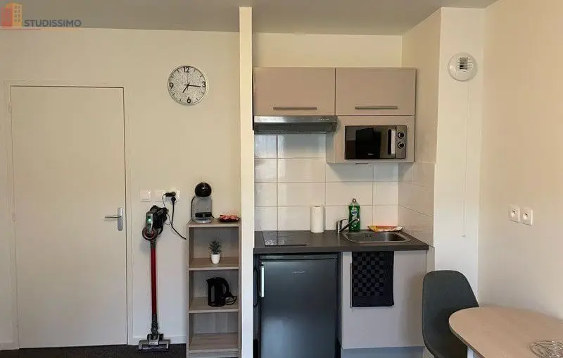Studio 22m² Troyes - Proche commodités, place de parking - Photo 1