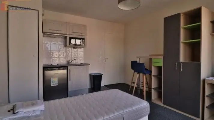 Studio meublé 25m² Troyes - Meublé, DPE D - Photo 2