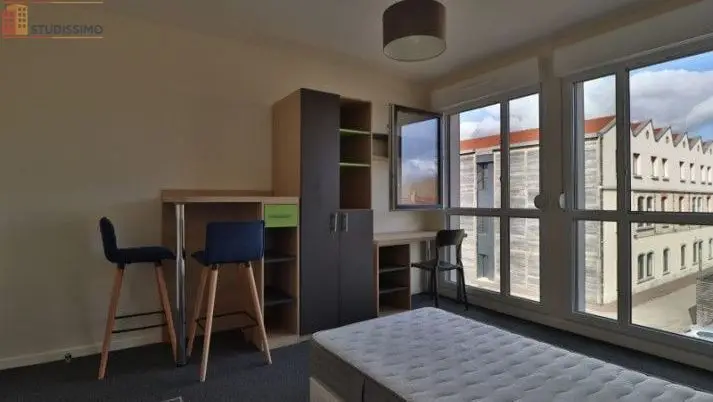 Studio meublé 25m² Troyes - Meublé, DPE D - Photo 3