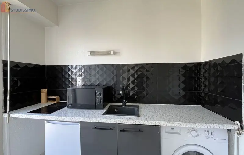 Studio meublé 25m² Troyes - Lumineux, 3e étage - Photo 2