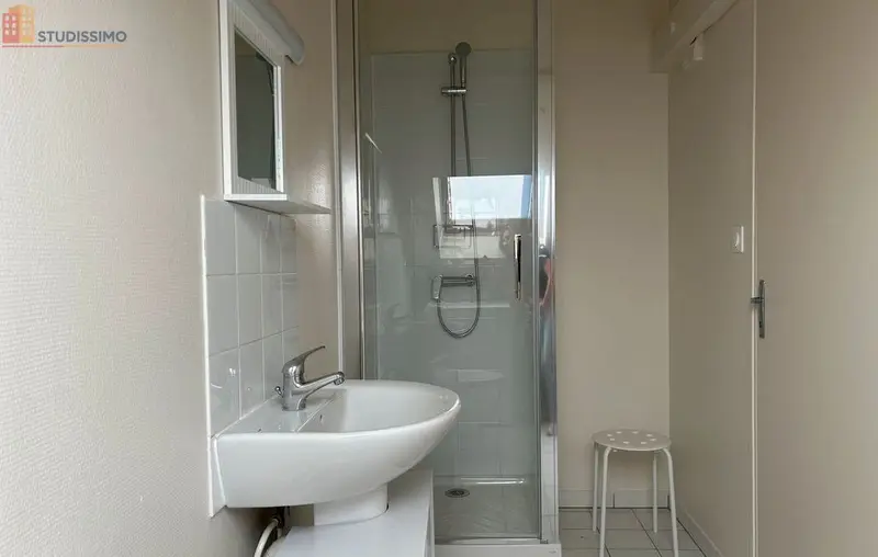 Studio meublé 20m² Troyes - Spacieux, rénové - Photo 2