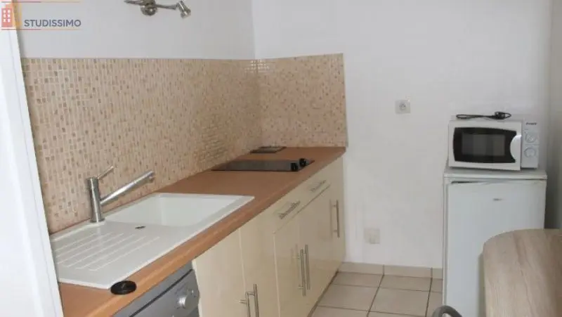 Studio meublé 31m² Troyes - Lumineux, 1er étage - Photo 4