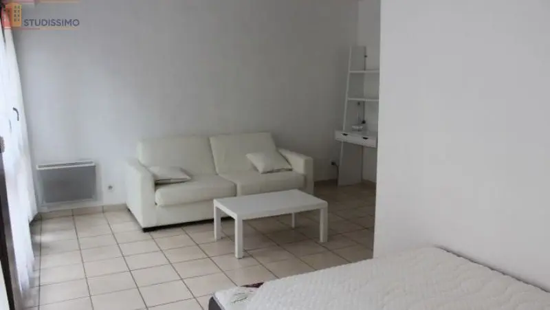 Studio meublé 31m² Troyes - Lumineux, 1er étage - Photo 3