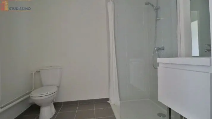 Studio meublé 22m² Troyes - Meublé, DPE D - Photo 2