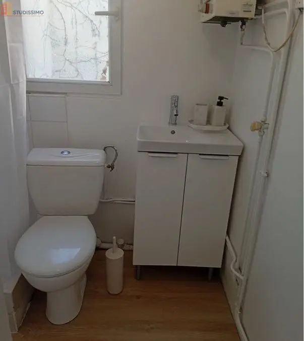 Studio meublé 21m² Sainte-Savine - Rénové, proche gare - Photo 2