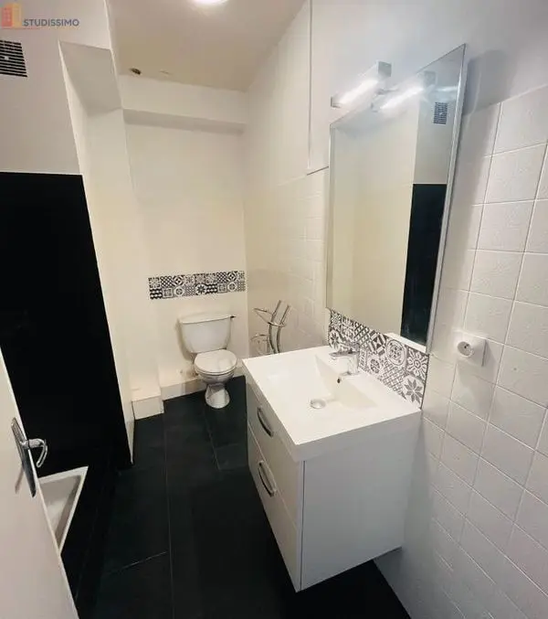 Studio meublé 25m² Rodez - Meublé, dernier étage - Photo 1