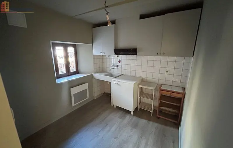 Studio 26m² Espalion - DPE D, étage 3 - Photo 1