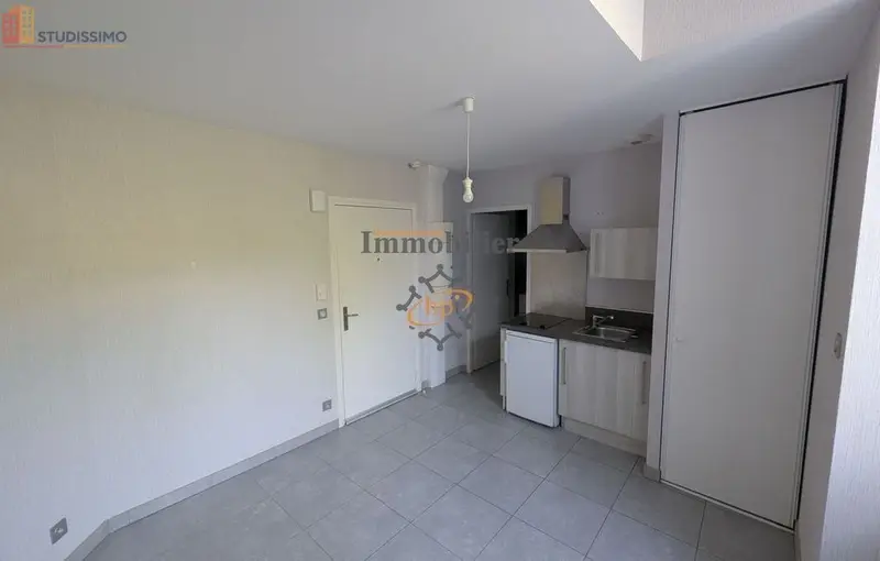 Studio 15m² Saint-Affrique - DPE C - Photo 9