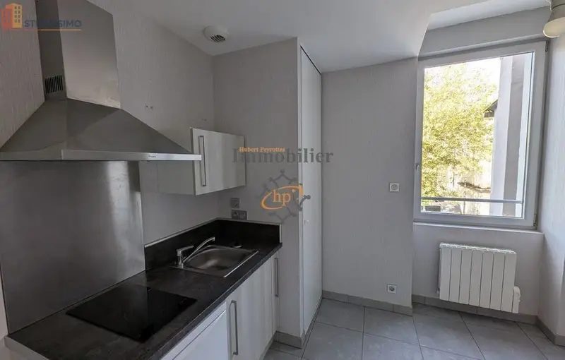 Studio 15m² Saint-Affrique - DPE C - Photo 3