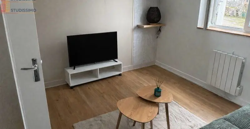 Studio meublé 25m² Villefranche-de-Rouergue - Meublé, DPE D - Photo 2