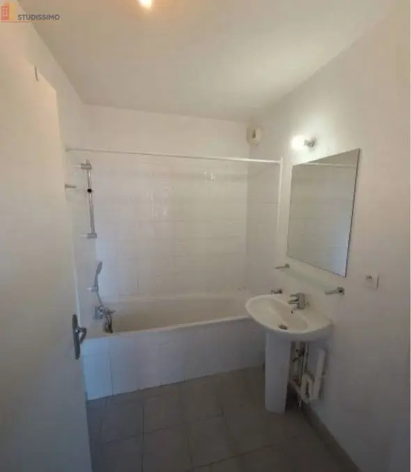 Studio meublé 29m² Marseille 13e - Terrasse, lumineux - Photo 2