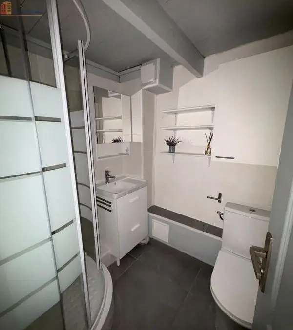 Studio 33m² Gardanne - DPE D - Photo 3