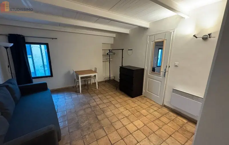 Studio meublé 19m² Aix-en-Provence - Meublé, 2ème étage - Photo 2