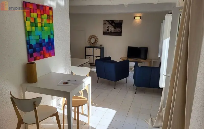 Studio meublé 27m² Aix-en-Provence centre - Calme, lumineux - Photo 2