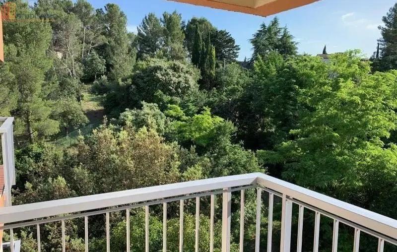 Studio 28m² Aix-en-Provence - DPE C, 4e étage - Photo 2