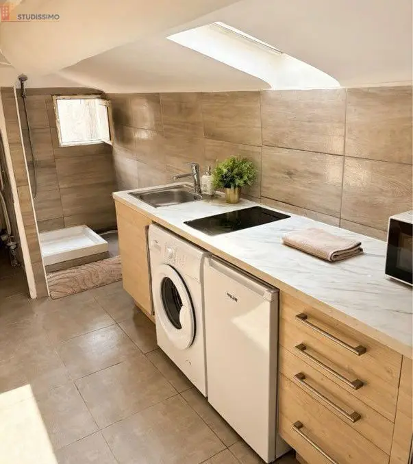 Studio meublé 17m² Marseille 1er - Meublé, ensoleillé - Photo 1