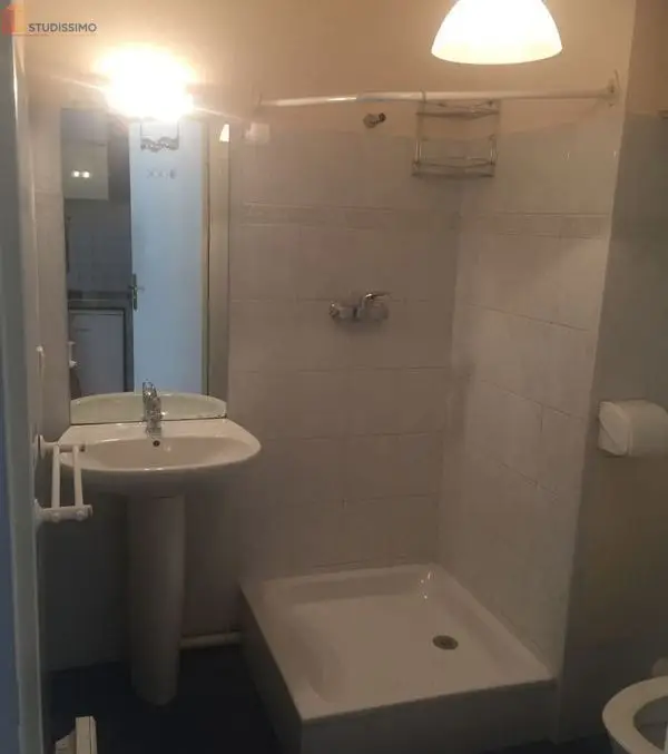Studio meublé 25m² Aix-en-Provence - Meublé, 1er étage - Photo 2