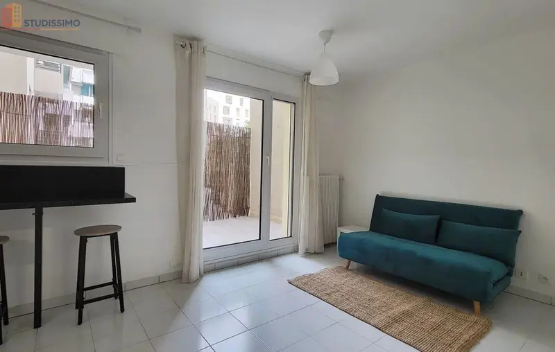 Studio meublé 21m² Marseille 6e - Meublé, 2e étage - Photo 6