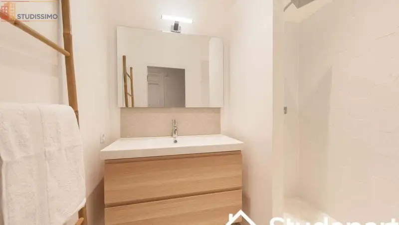 Studio meublé 13m² Marseille 2e - Meublé, DPE C - Photo 2