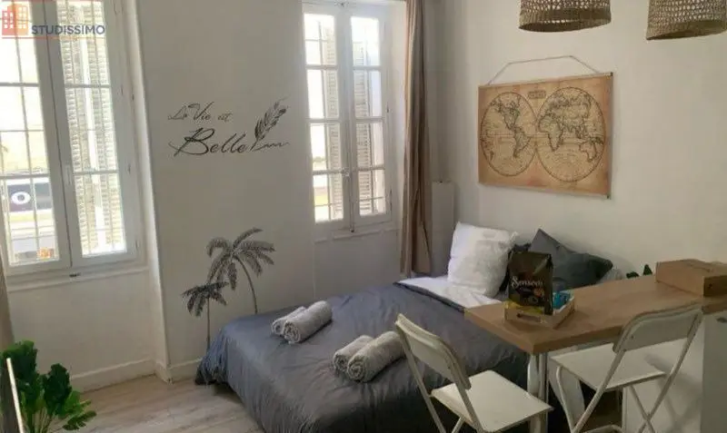 Studio meublé 17m² Salon-de-Provence - Centre-ville, lumineux - Photo 2