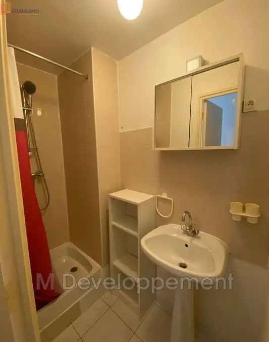 Studio meublé 26m² Aix-en-Provence - 1er étage, lumineux - Photo 3
