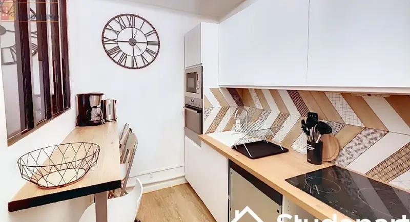 Studio meublé 8m² Marseille 1er - Calme, 4e étage - Photo 1