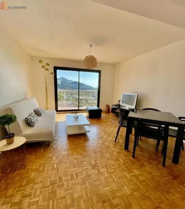 Studio 9m² Marseille 9e - Meublé, étage élevé - Photo 3