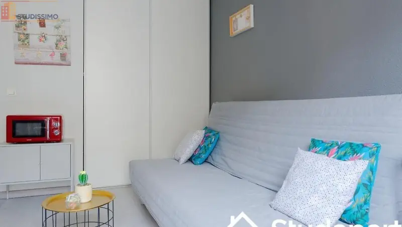 Studio meublé 21m² Marseille 5e - Lumineux, 5e étage - Photo 2