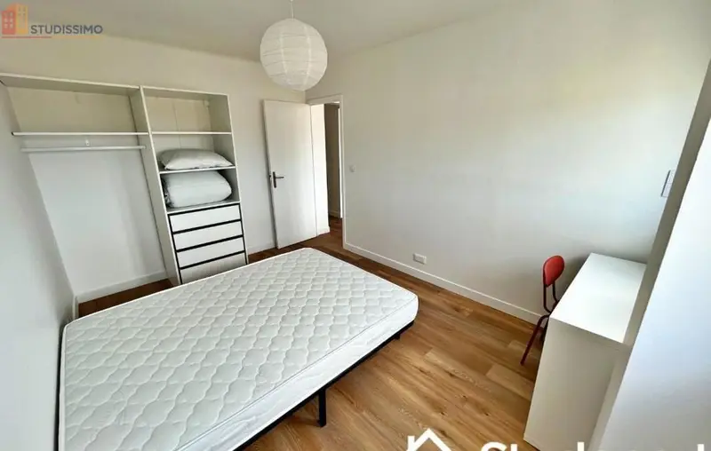 Studio meublé 10m² Marseille 6e - Lumineux, 8e étage - Photo 1