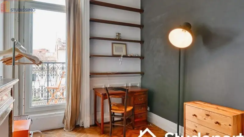 Studio meublé 9m² Marseille 6e - Calme, équipé - Photo 4