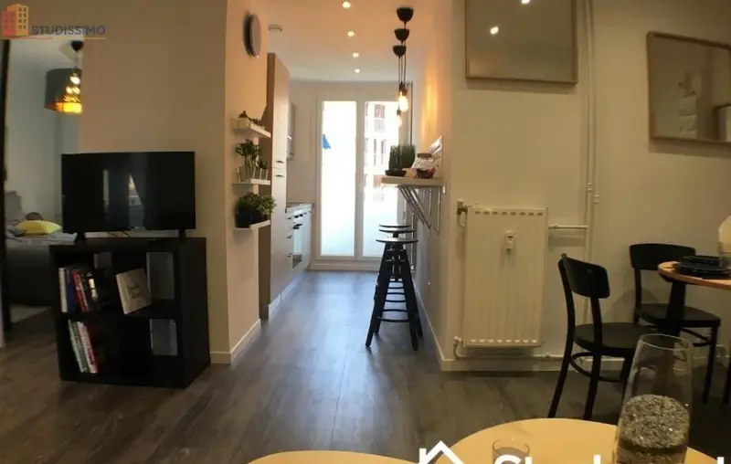 Studio meublé 9m² Marseille 3e - Lumineux, étage élevé - Photo 2