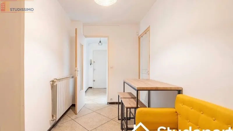 Studio meublé 11m² Marseille 3e - Lumineux, étage élevé - Photo 2