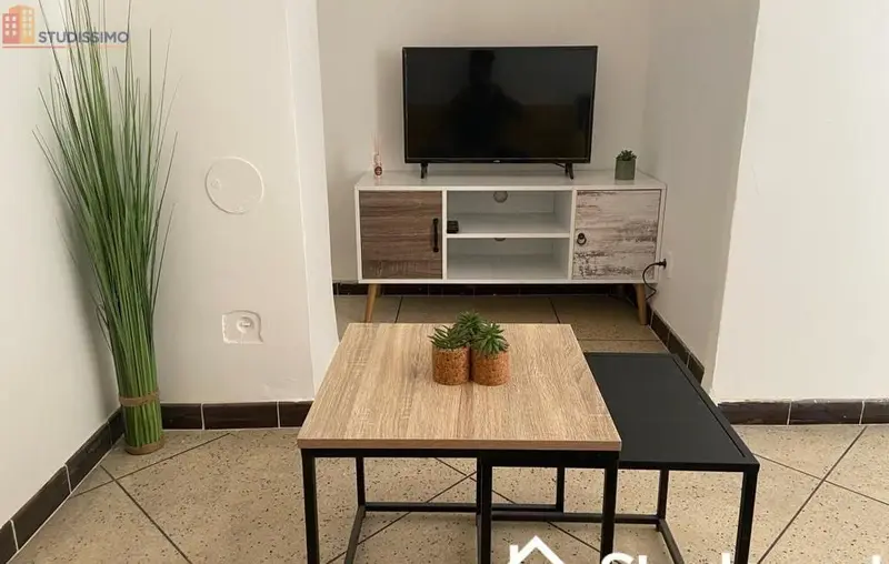 Studio meublé 11m² Marseille 3e - Lumineux, étage élevé - Photo 1