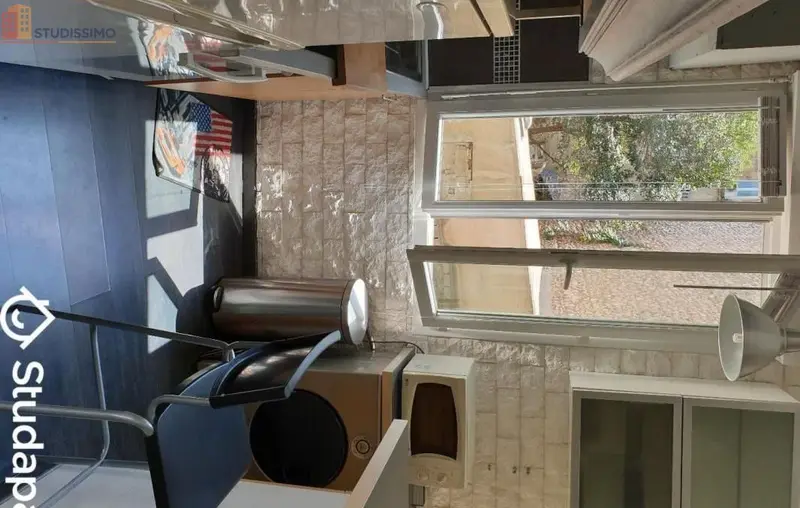 Studio meublé 24m² Marseille 6e - Meublé, 1er étage - Photo 3