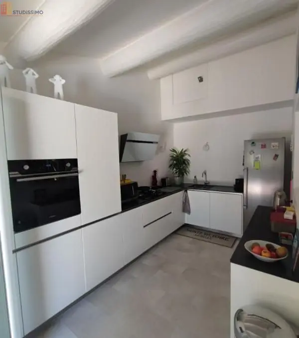 Studio meublé 12m² Lambesc - Calme, lumineux - Photo 3