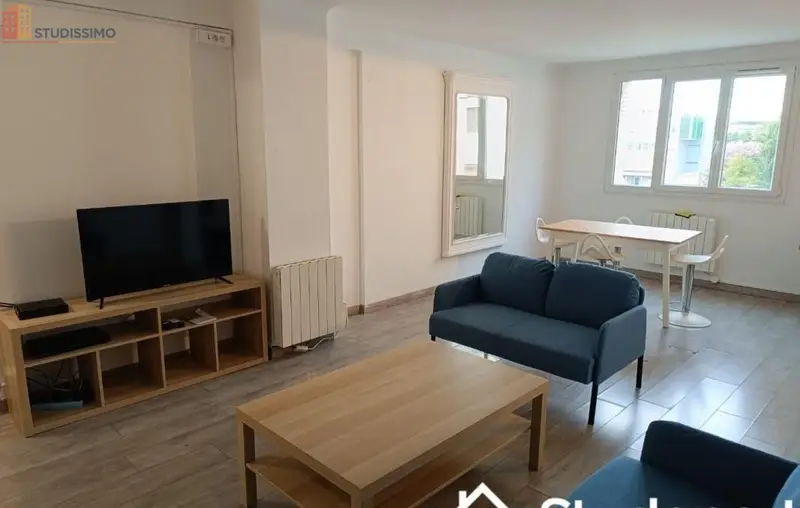 Studio meublé 9m² Marseille 10e - Meublé, étage élevé - Photo 1