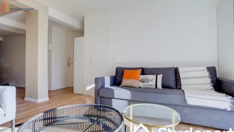 Studio meublé 10m² Marseille 3e - Calme, lumineux - Photo 3