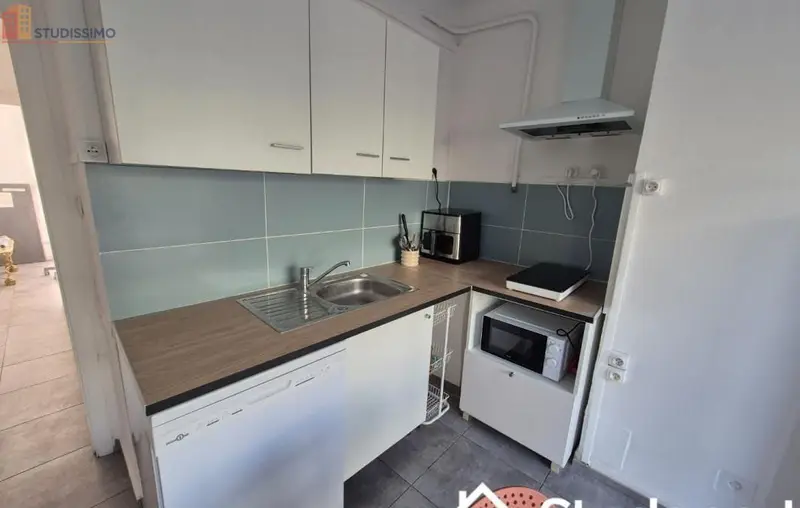 Studio meublé 10m² Marseille 5e - Meublé, 2e étage - Photo 2