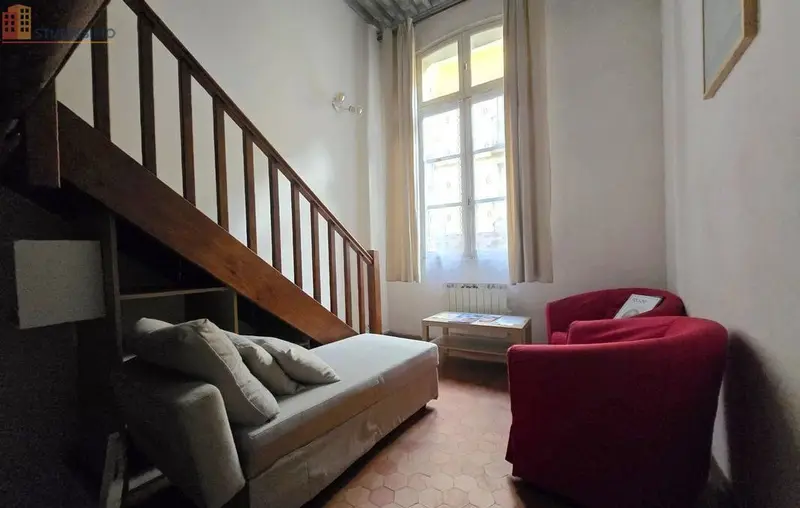 Studio meublé 27m² Aix-en-Provence 13090 - Meublé, Étage 1/4 - Photo 2