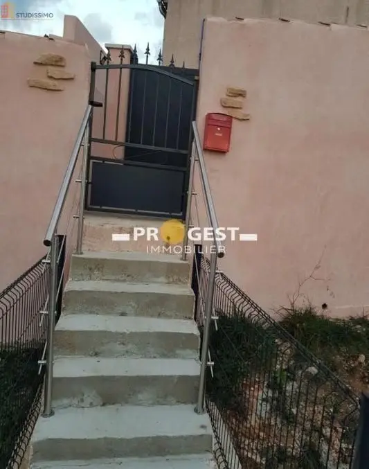 Studio meublé 29m² Gardanne - Meublé, DPE D - Photo 1