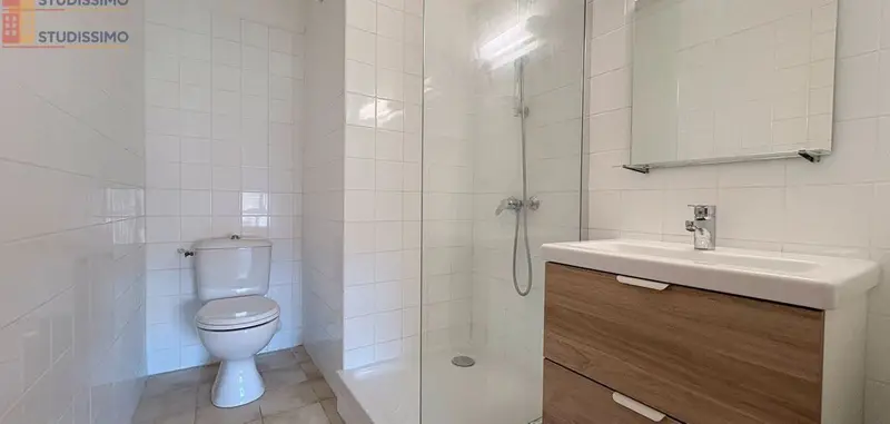 Studio 25m² Arles 13129 - Lumineux, DPE C - Photo 2