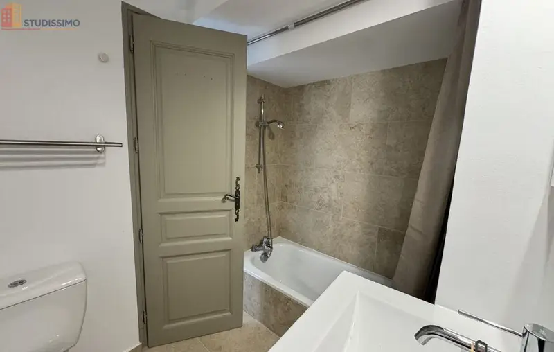 Studio meublé 23m² Aix-en-Provence - Lumineux, 3e étage - Photo 1