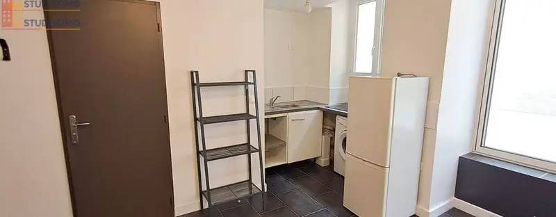 Studio meublé 27m² Marseille 5e - Cour privative, meublé - Photo 1