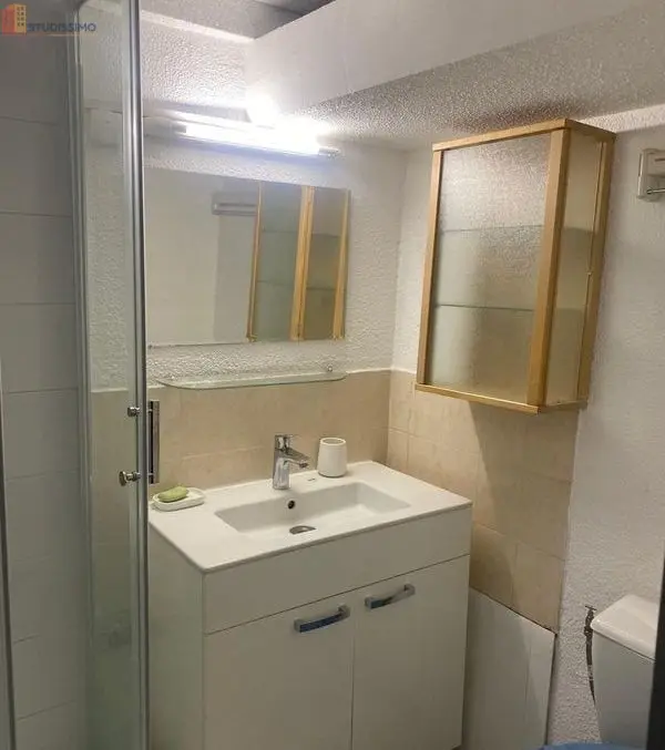 Studio meublé 23m² Aix-en-Provence centre - Meublé, 3e étage - Photo 2