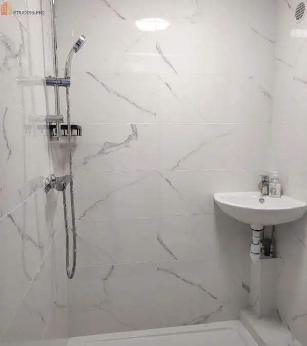 Studio meublé 22m² Port-la-Nouvelle - Meublé, 2e étage - Photo 3