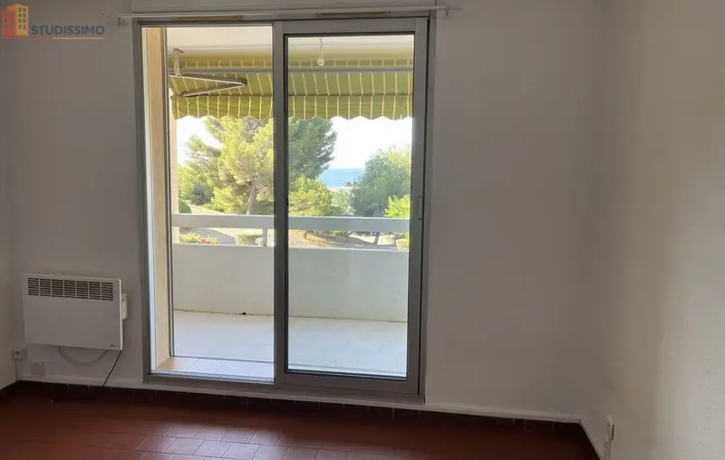 Studio 21m² La Ciotat - Lumineux, proche centre - Photo 4
