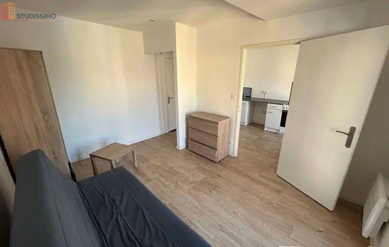 Studio meublé 24m² Marignane - Étage élevé, DPE D - Photo 4