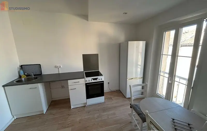 Studio meublé 24m² Marignane - Étage élevé, DPE D - Photo 5
